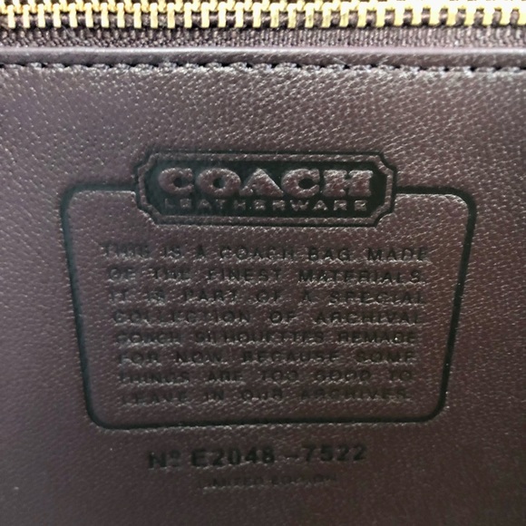S⭕️LD‼️New Coach Pebbled Leather Rambler Red Apple - Picture 8 of 8